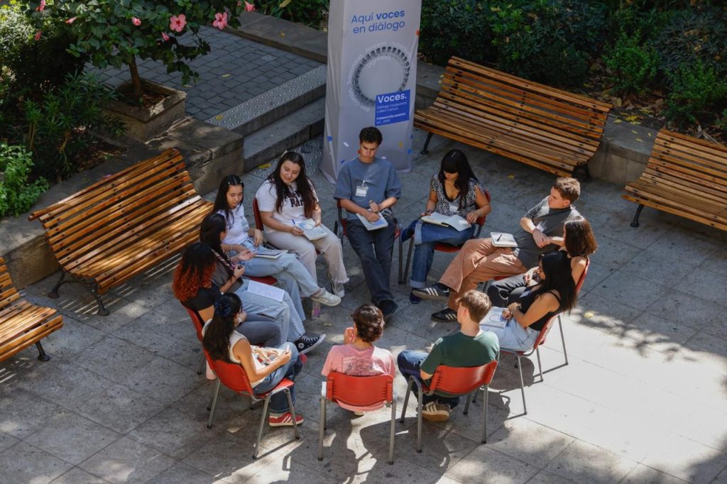 VOCES: Civic Dialogue and the Common Good